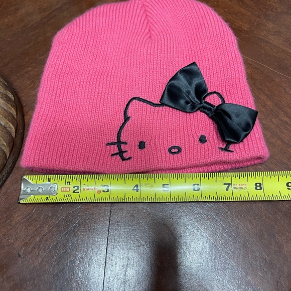 Vintage Sanrio  hello kitty beanie cap winter - Picture 2 of 7